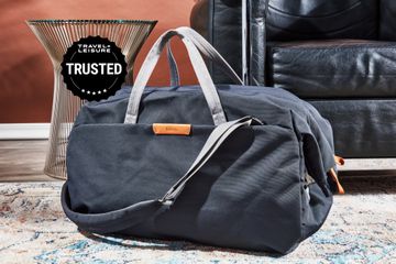 The Bellroy Classic Weekender 45L displayed on a rug 