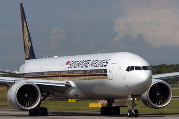 Singapore Airlines plane 