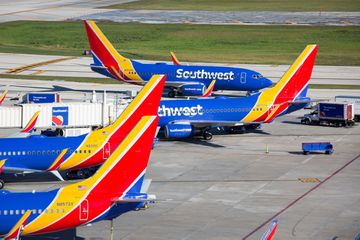 Several Southwest Planes